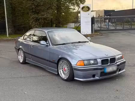 BMW Série 3 328i 2.8 193