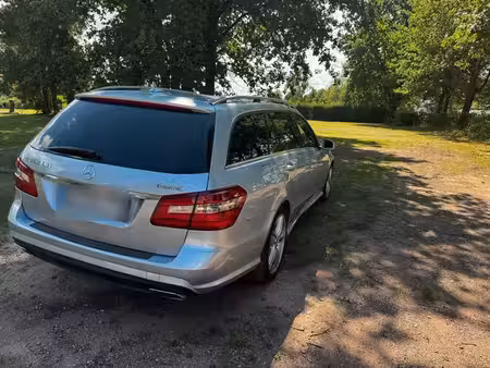Mercedes-Benz Classe E E 350 V6 3.0 CDI 265 4Matic