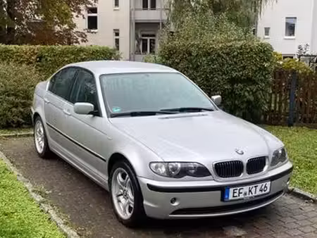 BMW Série 3 320i 2.2 170