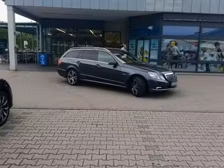 Mercedes-Benz Classe E E 250 2.1 150