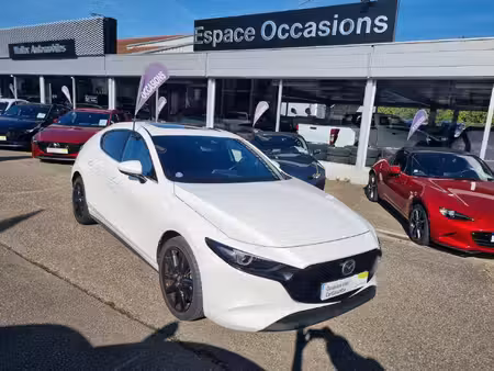 Mazda Mazda3 Skyactiv X 186