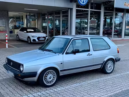 Volkswagen Golf 1.3