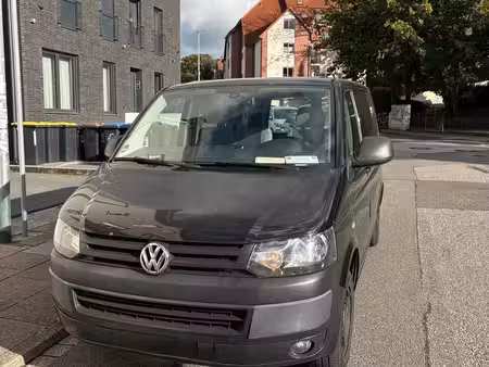 Volkswagen Transporter T5 2.0 TDI 140