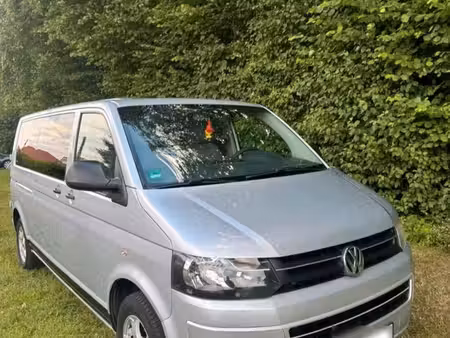 Volkswagen Transporter T5 2.0 TDI 102