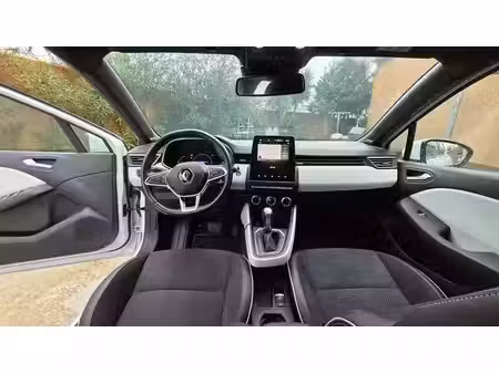 Renault Clio E-Tech 1.6 140 Business