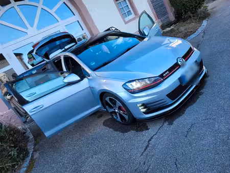 Volkswagen Golf GTI 2.0 TSI 290