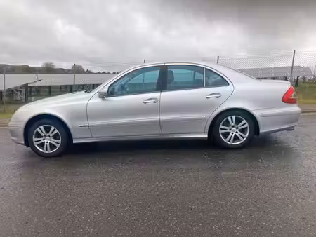 Mercedes-Benz Classe E E 200