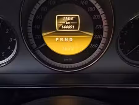 Mercedes-Benz Classe E E 200
