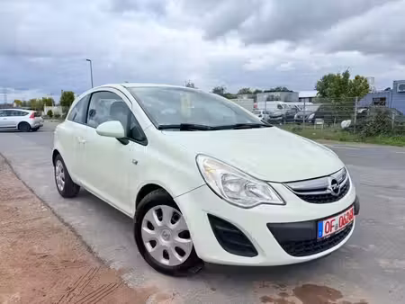 Opel Corsa 1.4 87 Edition