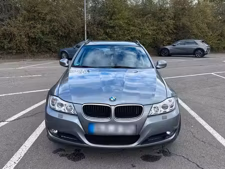 BMW Série 3 318i 2.0 143