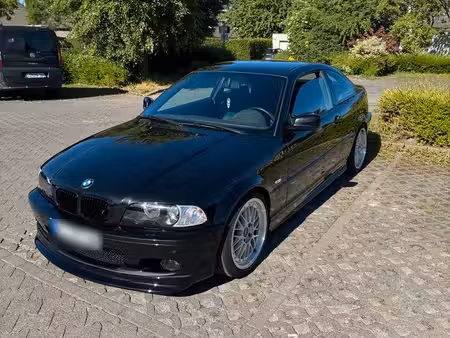 BMW Série 3 320i 2.2 170