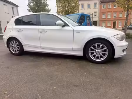 BMW Série 1 118i 2.0 143