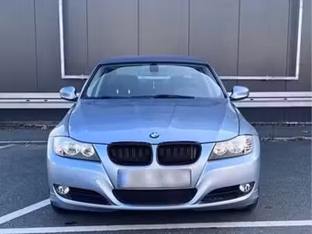 BMW Série 3 320i 170