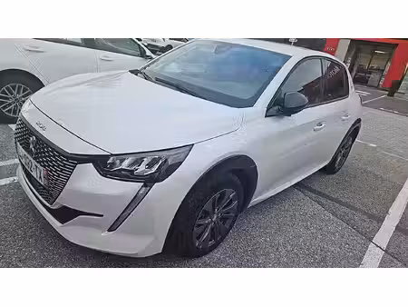 Peugeot 208 136