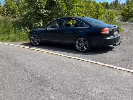 Audi A6 V6 2.5 TDI 180