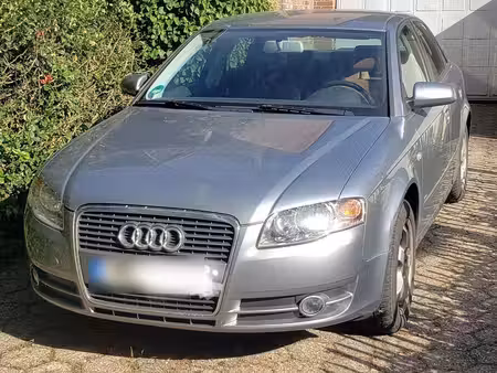 Audi A4 2.0 Attraction