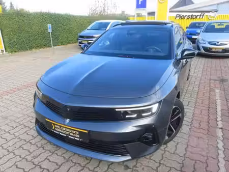 Opel Astra 1.2 130 GS