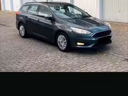 Ford Focus 1.0 125