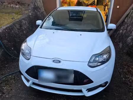 Ford Focus ST 2.0 250