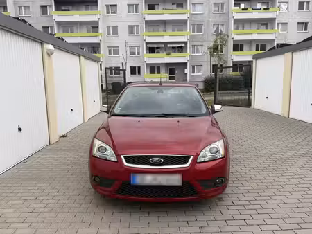 Ford Focus 1.6 100
