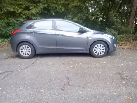 Hyundai i30 1.6 CRDi 110