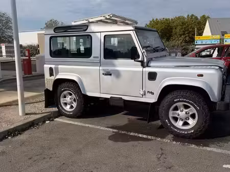 Land Rover Defender TD5 2.5 122