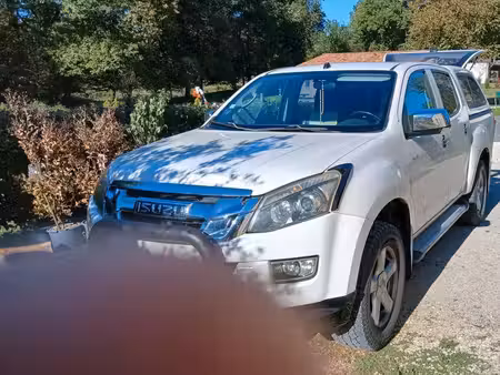 Isuzu D-max 2.5 163