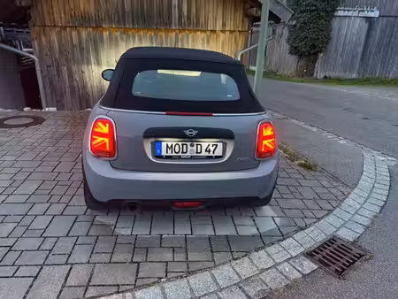Mini Cabrio One 1.5 102