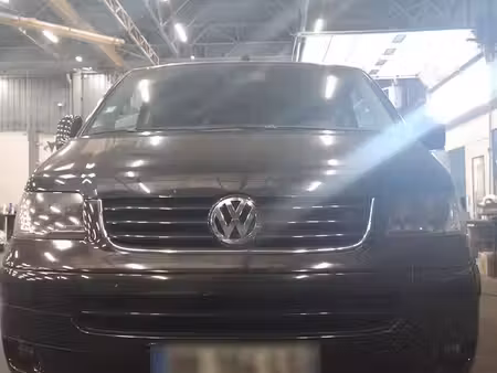 Volkswagen Transporter T5 2.5 TDI 174