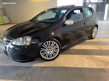 Volkswagen Golf R32 V6 3.2 250 4Motion