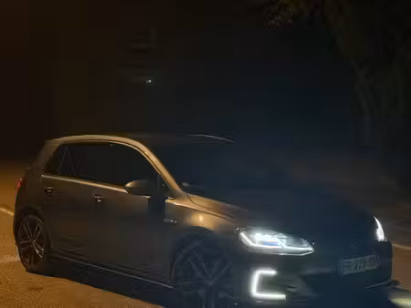 Volkswagen Golf GTE 1.4 204
