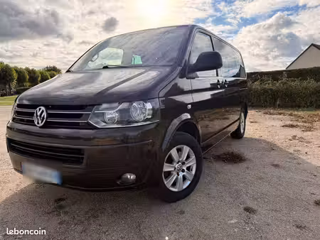 Volkswagen Transporter T5 2.0 TDI 140
