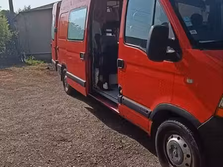 Renault Master 2.5 dCi 120
