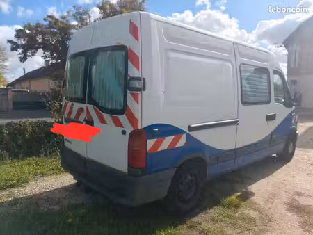 Renault Master 2.5 dCi 120