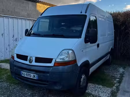 Renault Master 2.5 dCi 100