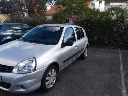 Renault Clio 1.2 75 Campus