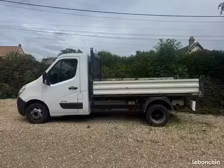 Renault Master 2.3 dCi 125