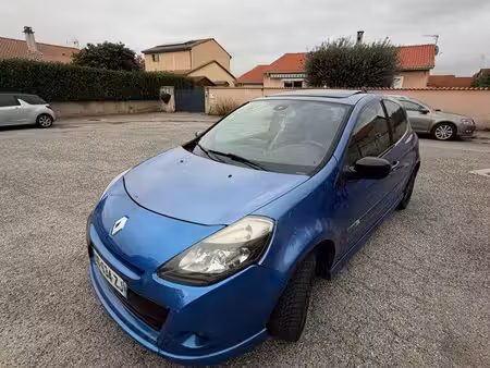 Renault Clio 1.6 128