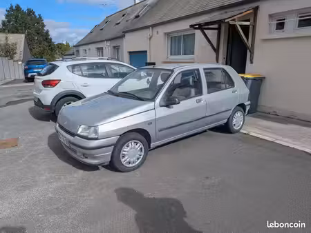 Renault Clio 1.2 60