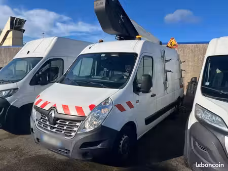 Renault Master 2.3 dCi 135