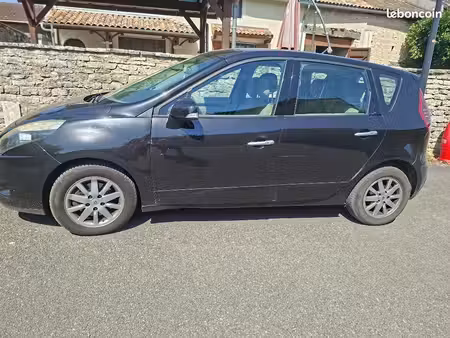 Renault Scénic 1.9 dCi 130 Privilège