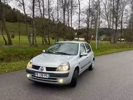 Renault Clio 1.2 75