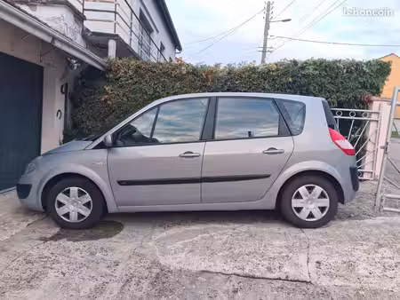 Renault Scénic dCi 100