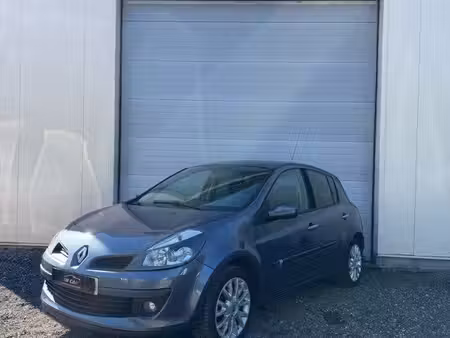 Renault Clio 1.4 98