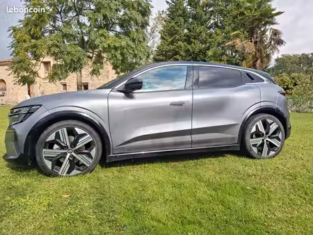 Renault Mégane E-Tech 220 Iconic