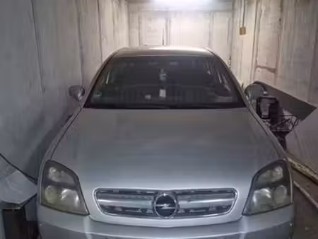 Opel Signum 2.2 155 Edition