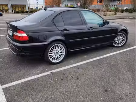 BMW Série 3 330i 3.0 231