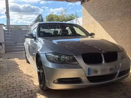 BMW Série 3 330i 3.0 258