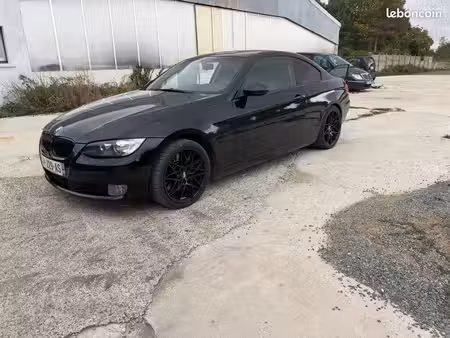 BMW Série 3 330d 3.0 231