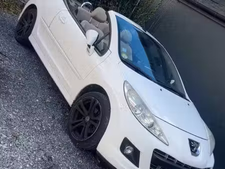 Peugeot 207 CC 1.6 HDi 112